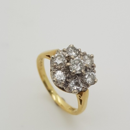 18ct Yellow Gold Cluster 
