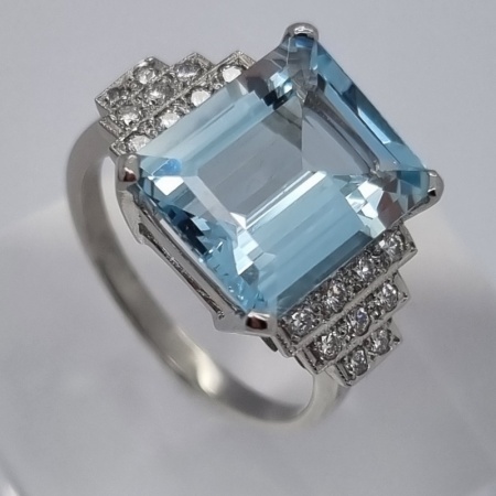 Art Deco Style Platinum Aquamarine and Diamond Ring