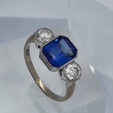 18ct WG Emerald Cut Tanzanite Diamond Ring