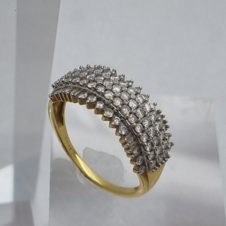 18ct YG Diamond Dress Ring