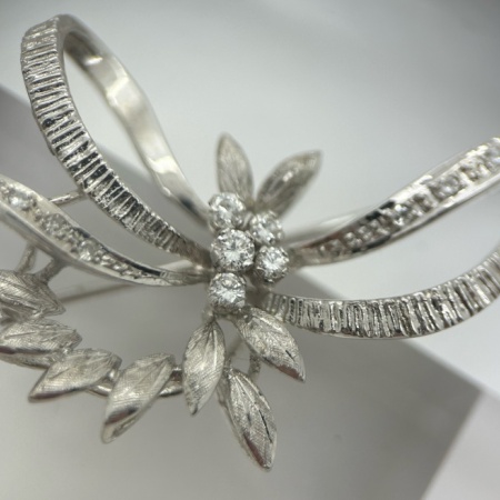 Fine Diamond Brooch