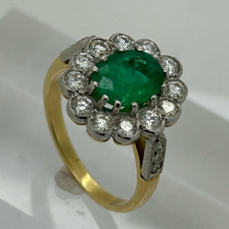 Emerald Diamond Classic Cluster