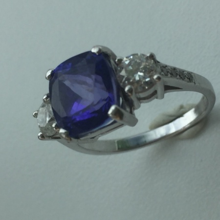 Tanzanite Diamond Ring