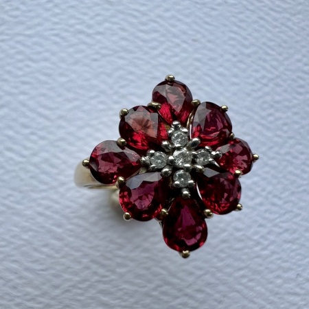 Garnet and Diamond Star Ring