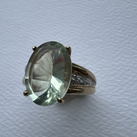 Green Amethyst Solitaire in Yellow Gold