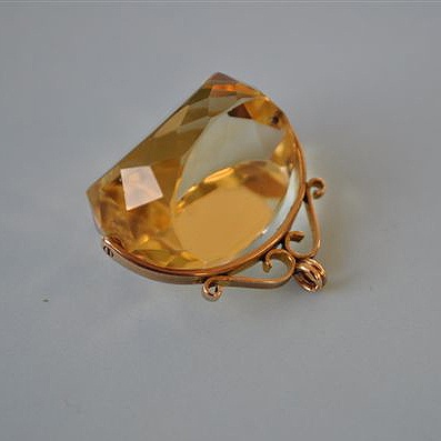 A Lovely Citrine Fob with 9ct Gold Setting.