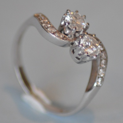 18ct White Gold  Diamond Twist Ring